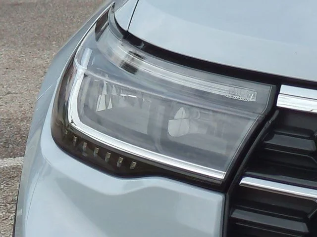 New 2026 Space White Metallic Ford Active 100A image 10