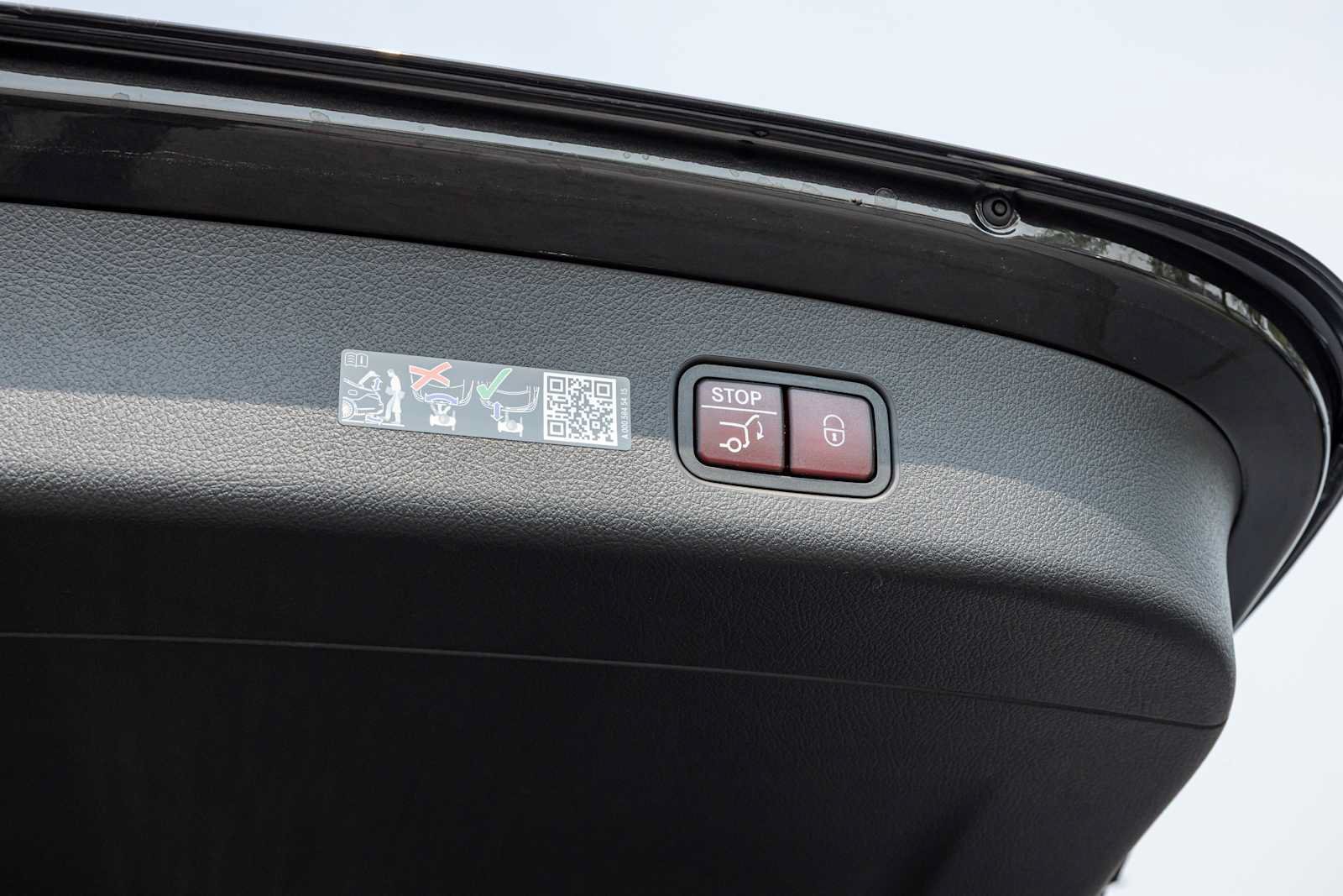 2025 Mercedes-Benz GLC Base - Photo 47