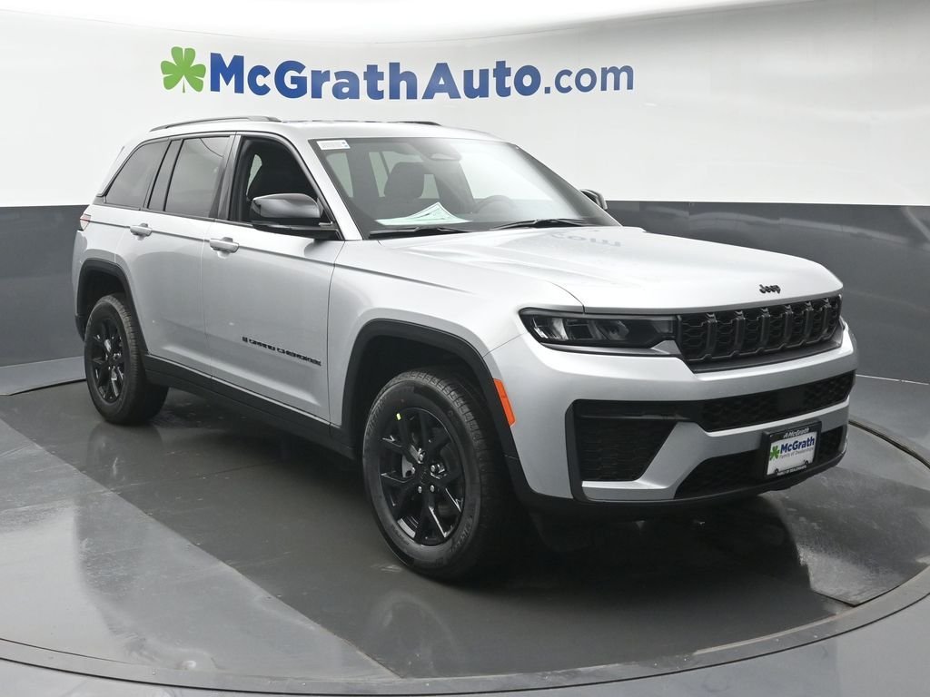 New 2026 Silver Zynith Jeep Altitude image 2