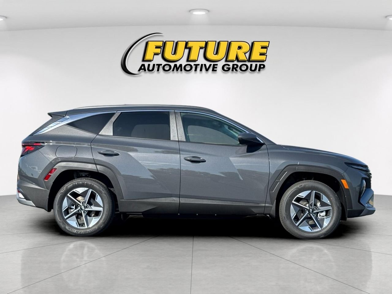 New 2026 Gray Hyundai SEL image 2