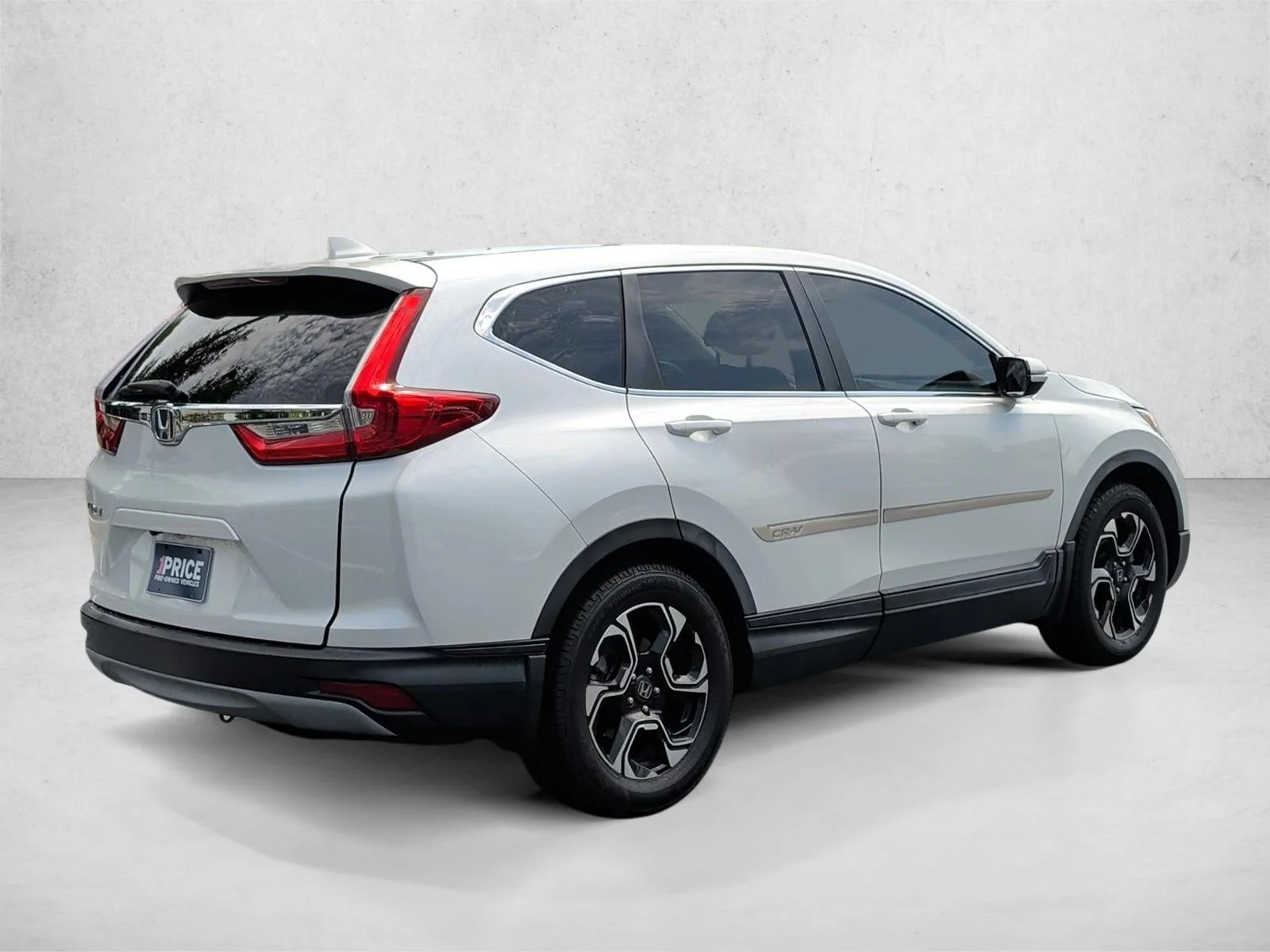 Used 2018 White Honda EX-L image 5