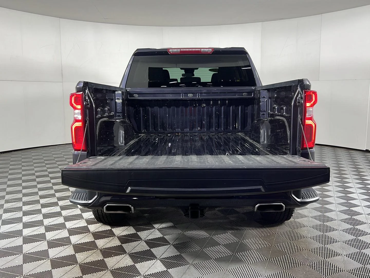 Used 2023 Dark Ash Metallic Chevrolet RST image 7