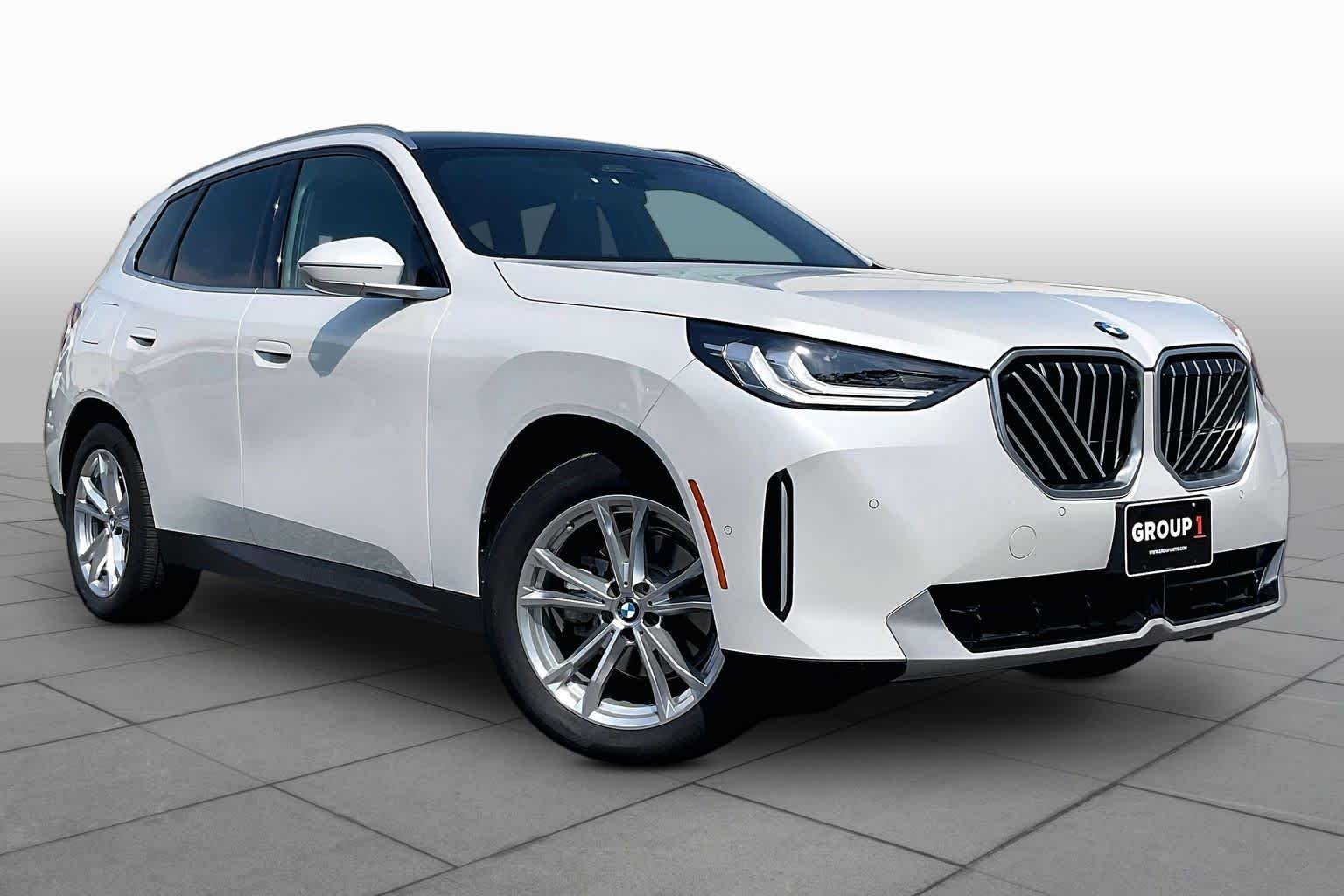 Used 2025 Mineral White Metallic BMW 30 xDrive image 2