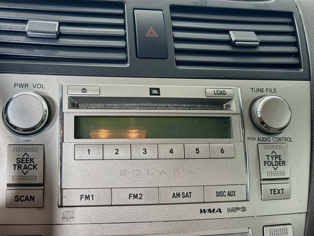 Used 2008 White Pearl Toyota SLE image 13