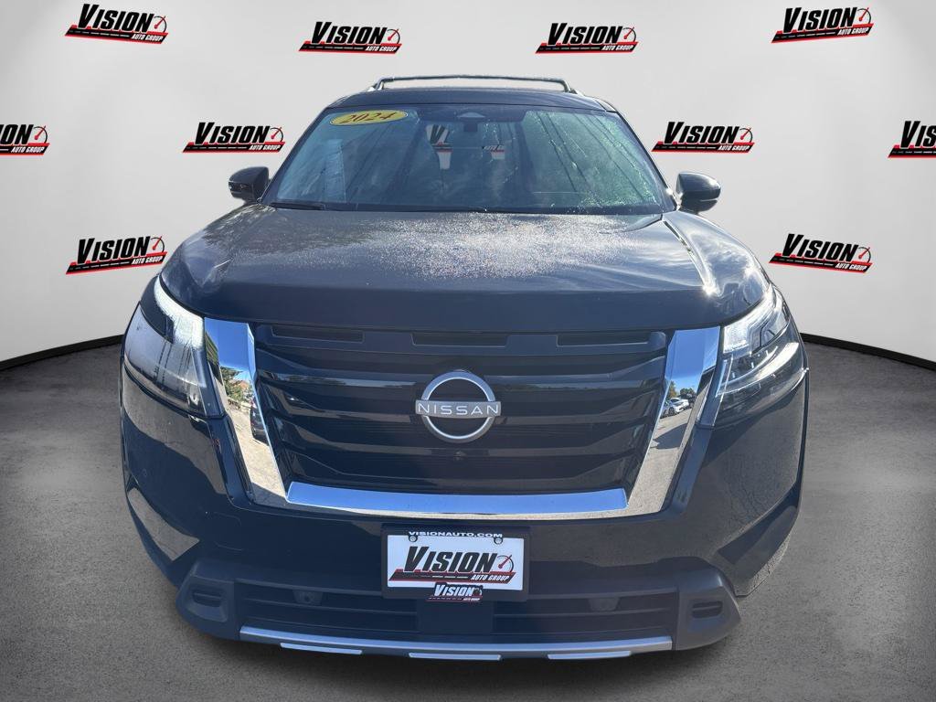 Used 2024 Black Nissan SL image 7