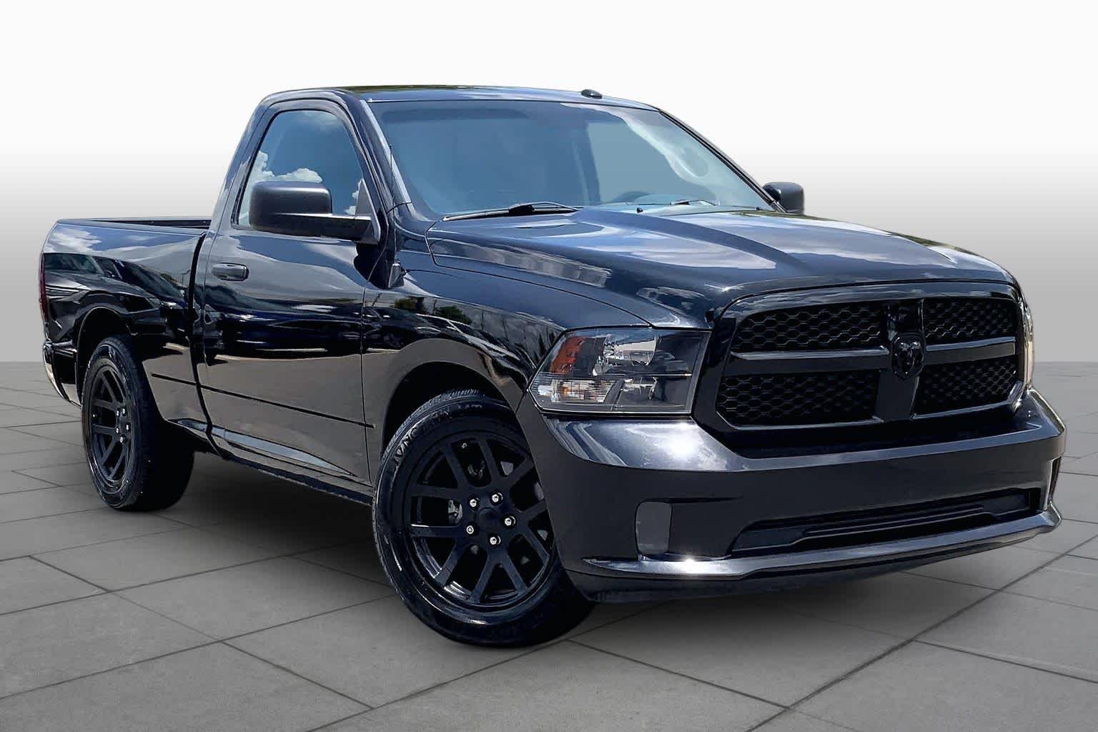 Used 2017 Brilliant Black Crystal Pearlcoat Ram Express image 3