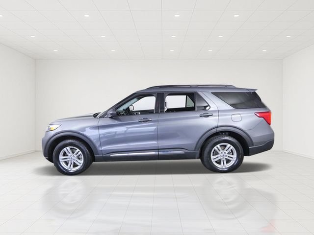 Certified Used 2023 Gray Ford XLT image 4