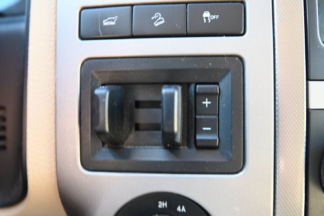 Used 2017 White Ford XLT image 16
