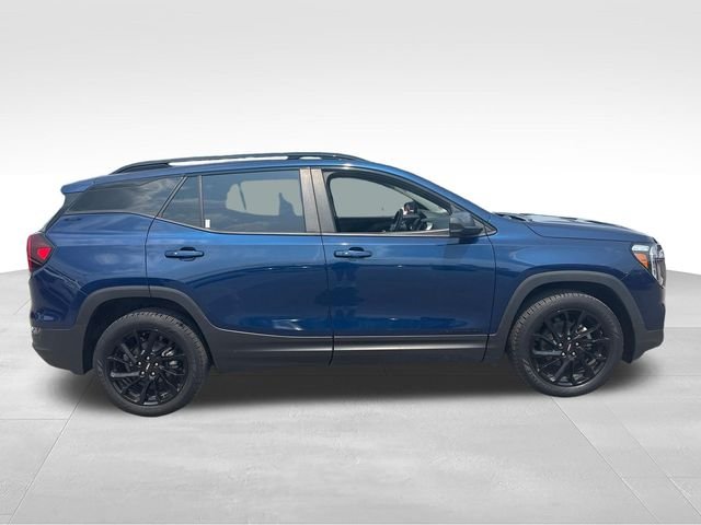 Used 2023 Blue GMC SLE image 6