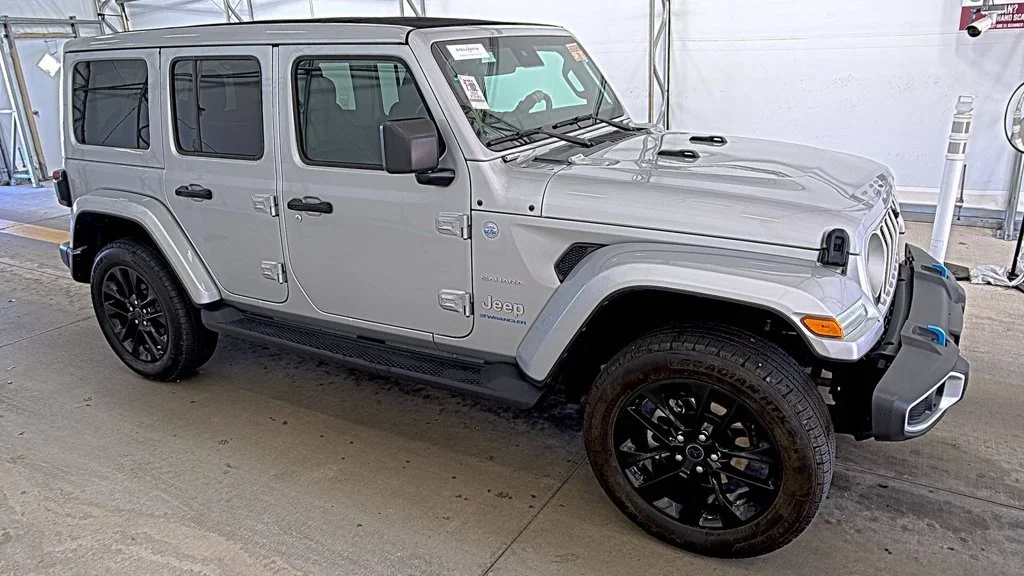 Used 2024 Silver Jeep Sahara 4xe image 3