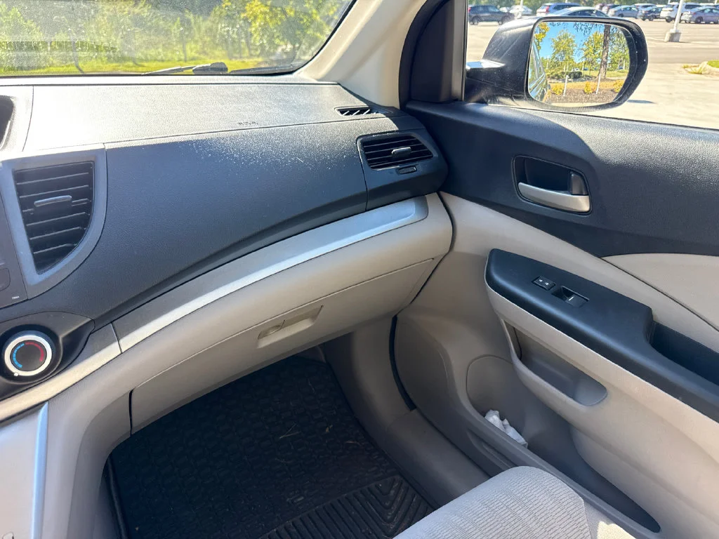 Used 2014 Twilight Blue Metallic Honda LX image 17