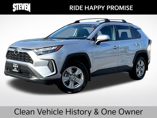 Used 2024 Silver Toyota XLE image 3