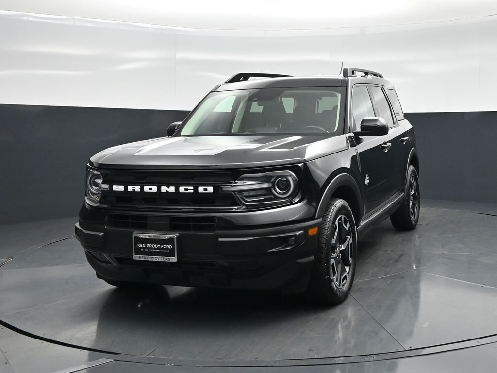 Used 2023 Black Ford Outer Banks image 83