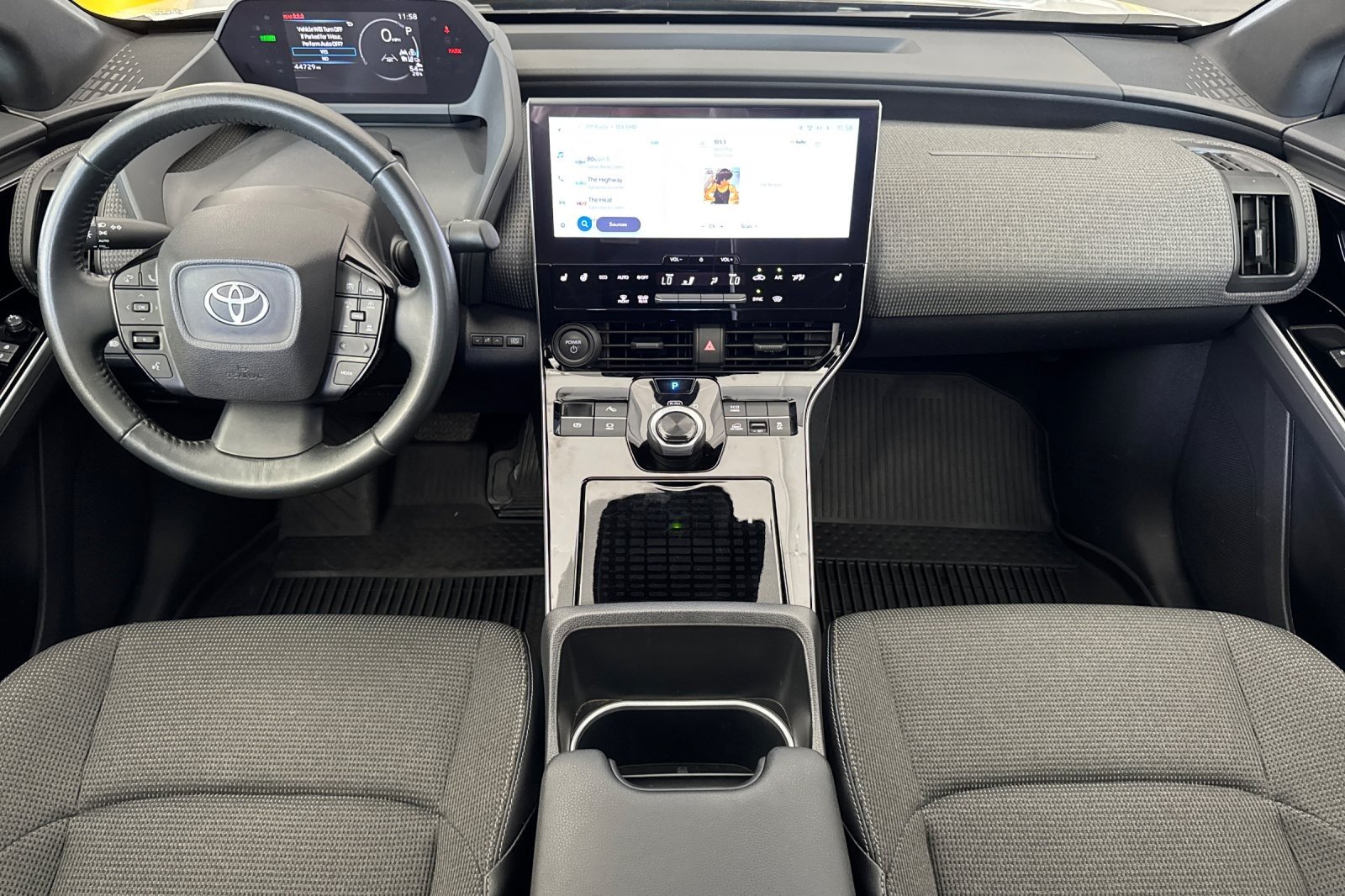 Certified Used 2024 Wind Chill Pearl Toyota XLE image 12