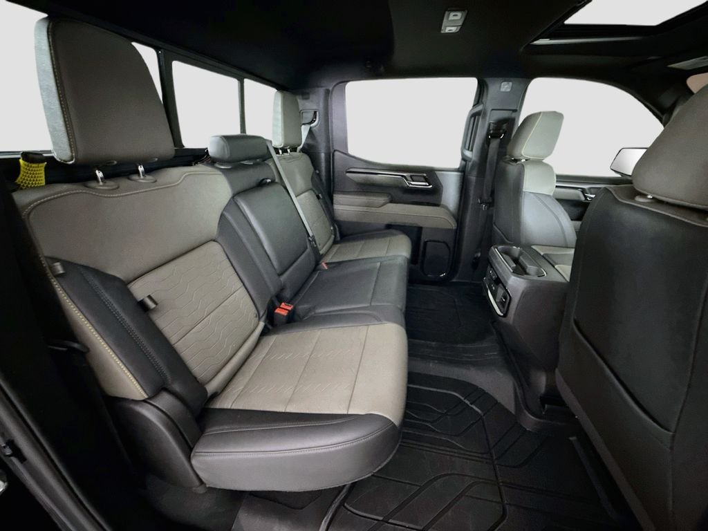 Used 2025 Black Chevrolet ZR2 image 28