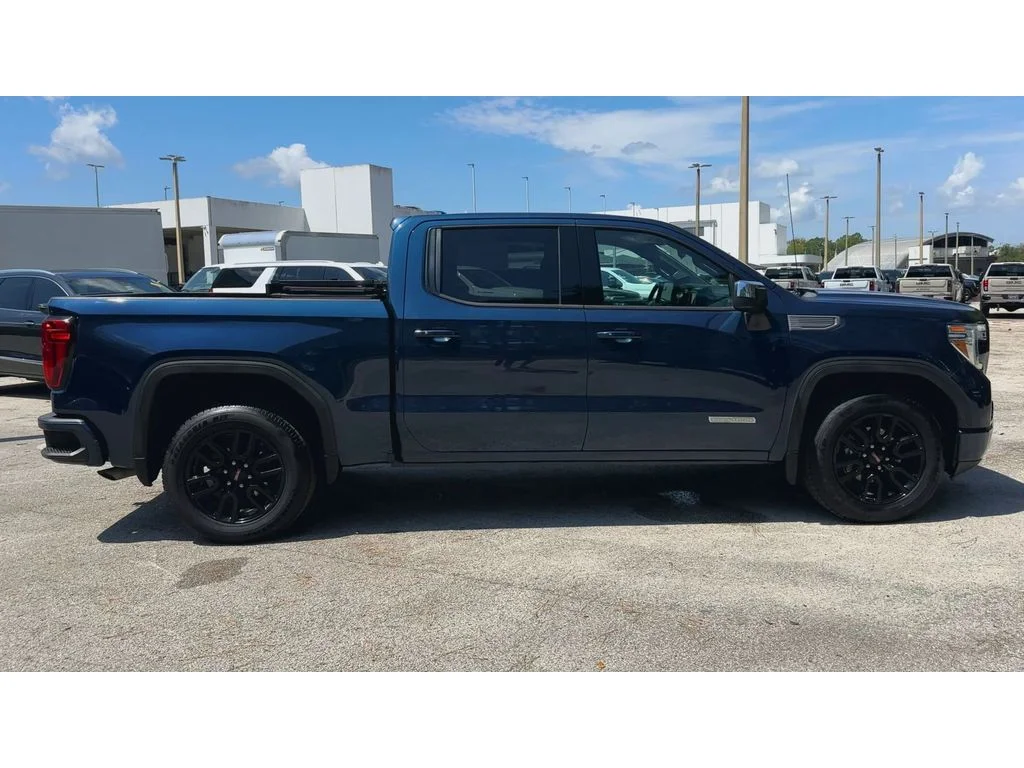 Certified Used 2021 Pacific Blue Metallic GMC Elevation image 9