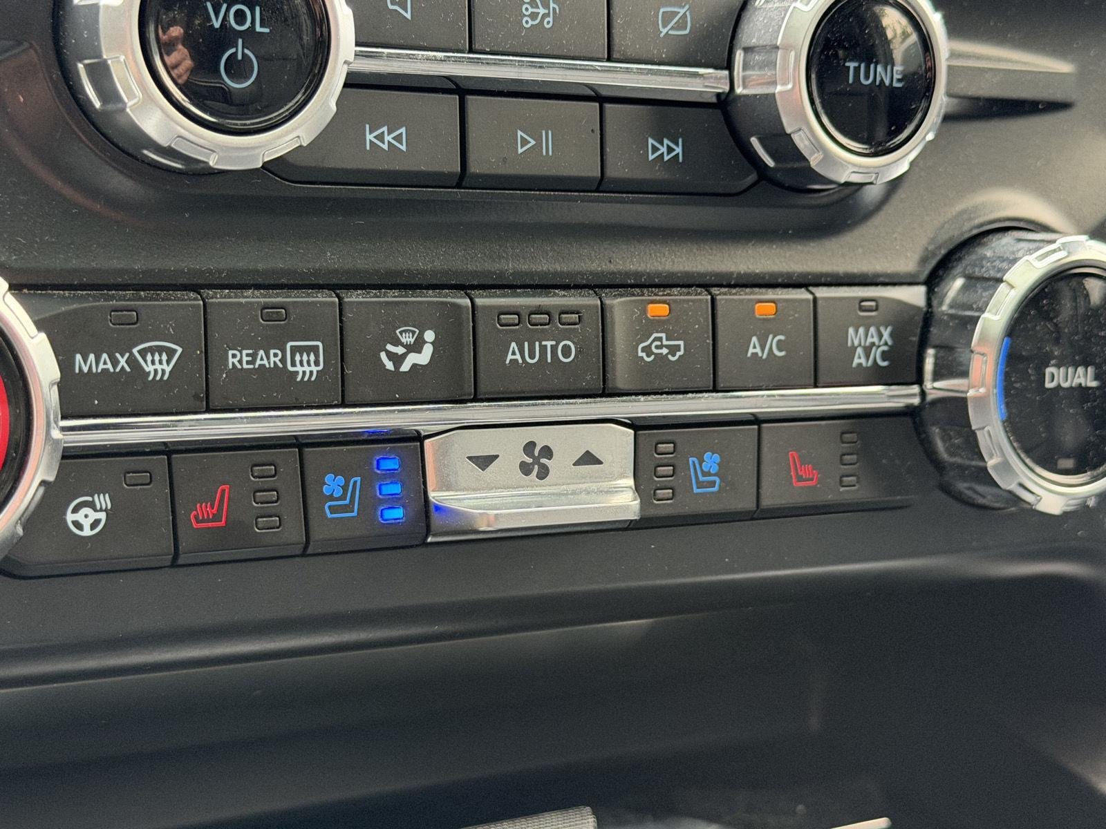 Used 2024 Carbonized Gray Ford  image 9