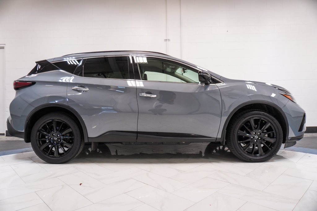 Used 2023 Gray Nissan SV image 31