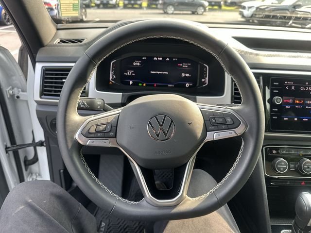 Used 2023 White Volkswagen 3.6L V6 SE w/Technology image 13