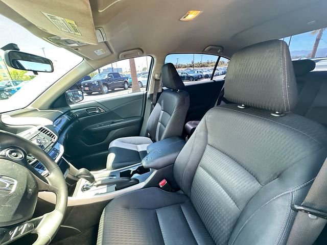 Used 2014 Still Night Pearl Honda Sport image 21