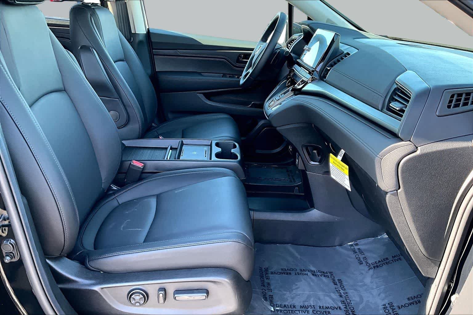 2026 Honda Odyssey EX-L - Photo 8