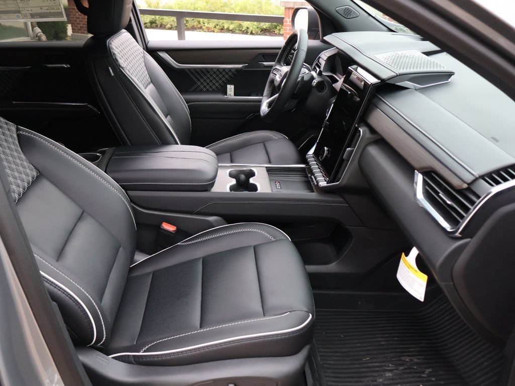 2026 GMC Acadia Denali - Photo 7