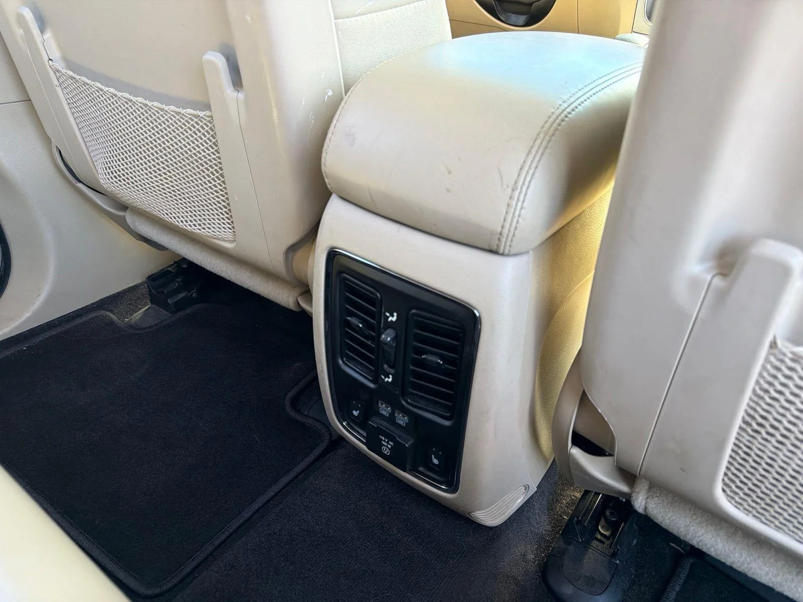 Used 2018 White Jeep Limited image 18