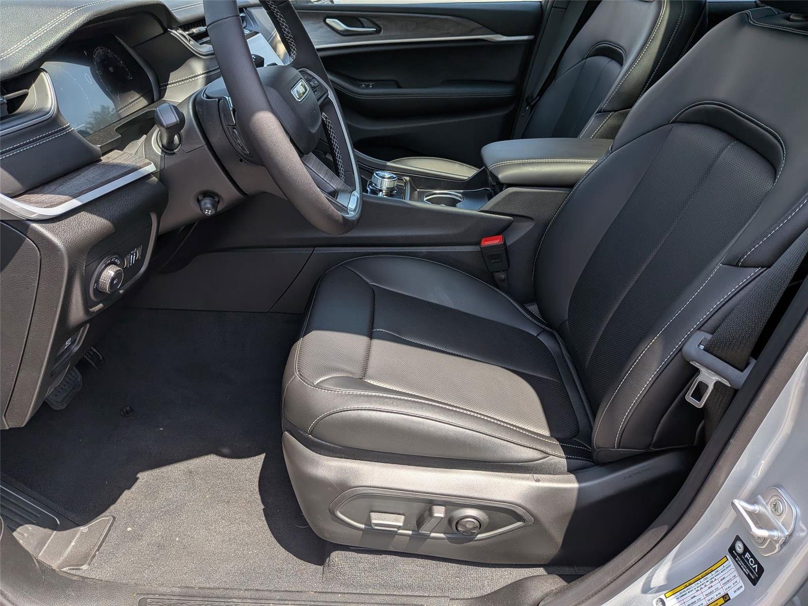 2025 Jeep Grand Cherokee L Limited - Photo 11