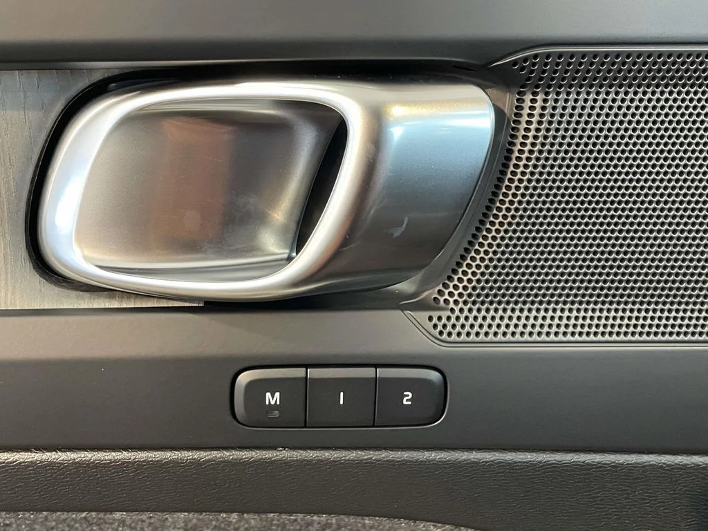 2026 Volvo XC40 Core - Photo 35