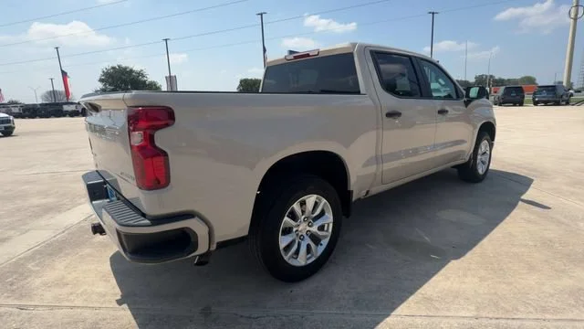 2026 Chevrolet Silverado 1500 Custom - Photo 8