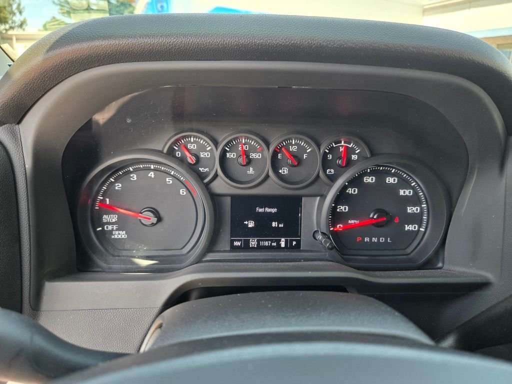 Used 2025 White Chevrolet Custom image 18