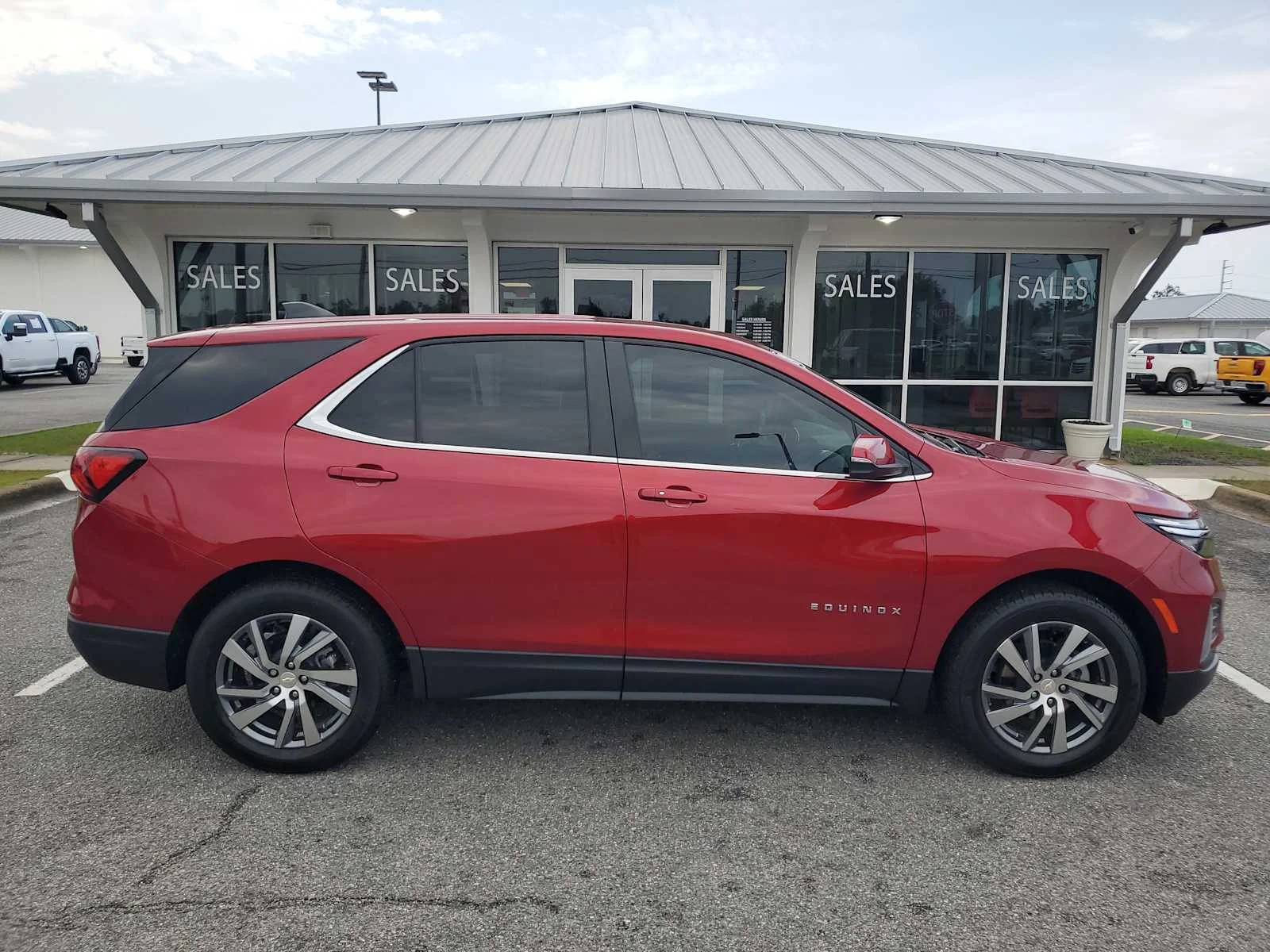 Used 2024 Radiant Red Tintcoat Chevrolet LT image 7