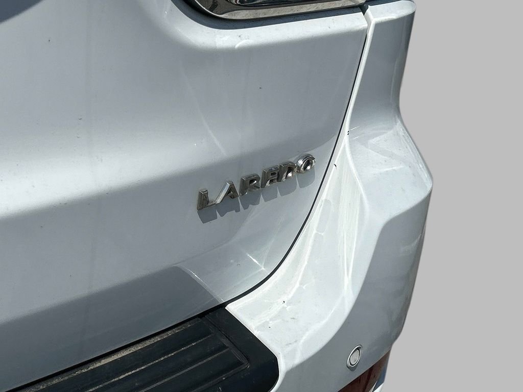 Used 2020 White Jeep Laredo E image 13