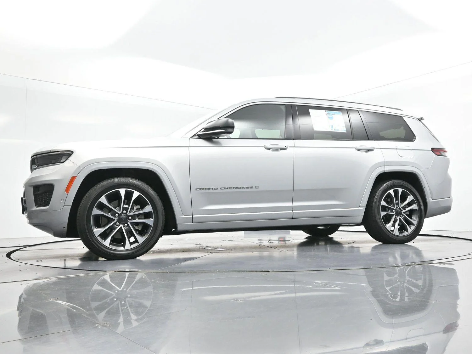 Used 2022 Silver Zynith Jeep Overland image 52