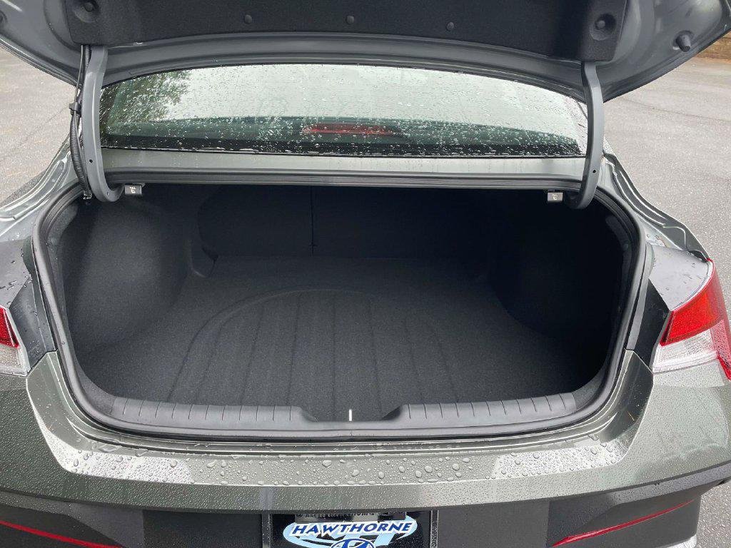 New 2026 Gray Hyundai SEL Sport Plus image 8