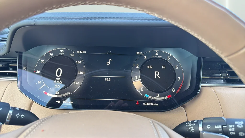 Used 2024 Blue Land Rover SE image 26