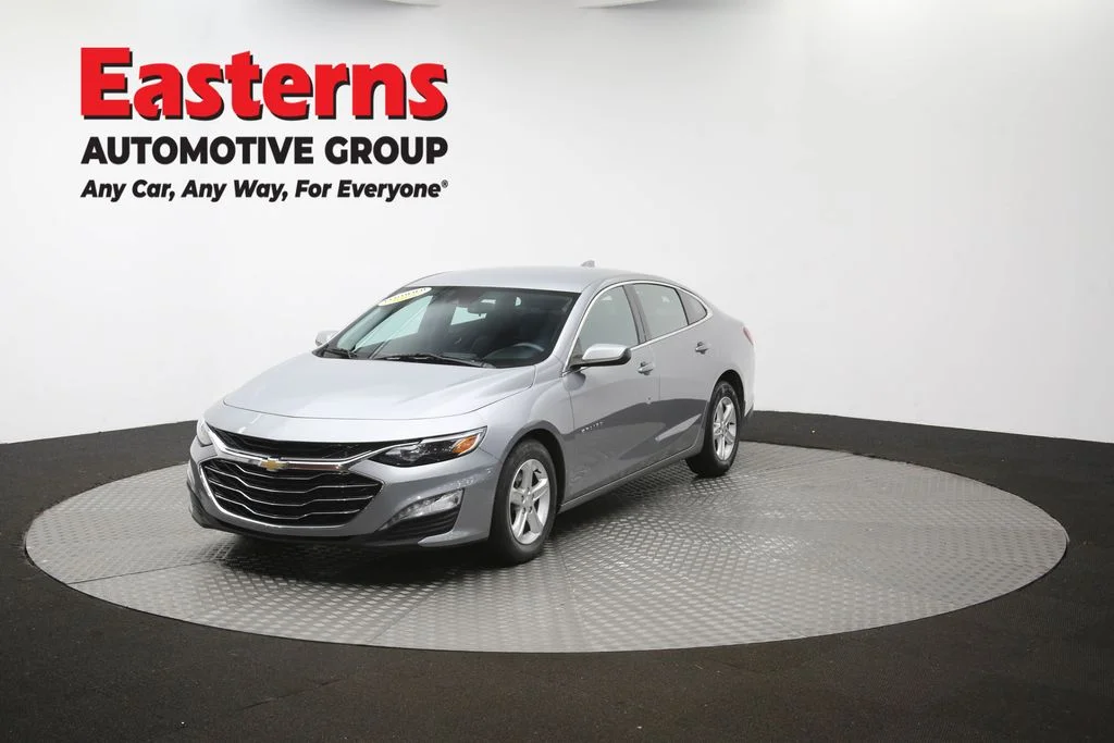 Used 2023 Gray Chevrolet LT image 54