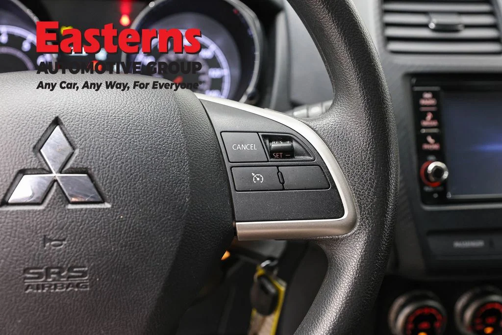 Used 2023 Red Mitsubishi 2.0 ES image 16