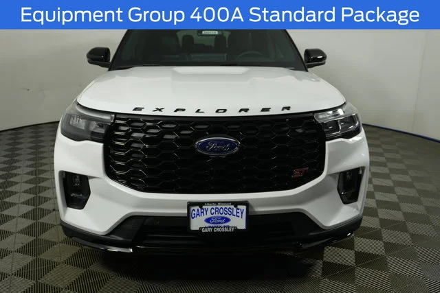 New 2026 Star White Metallic Tri-Coat Ford ST image 3