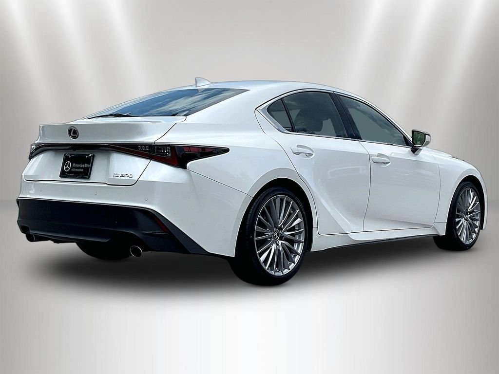 Used 2024 Eminent White Pearl Lexus 300 image 7