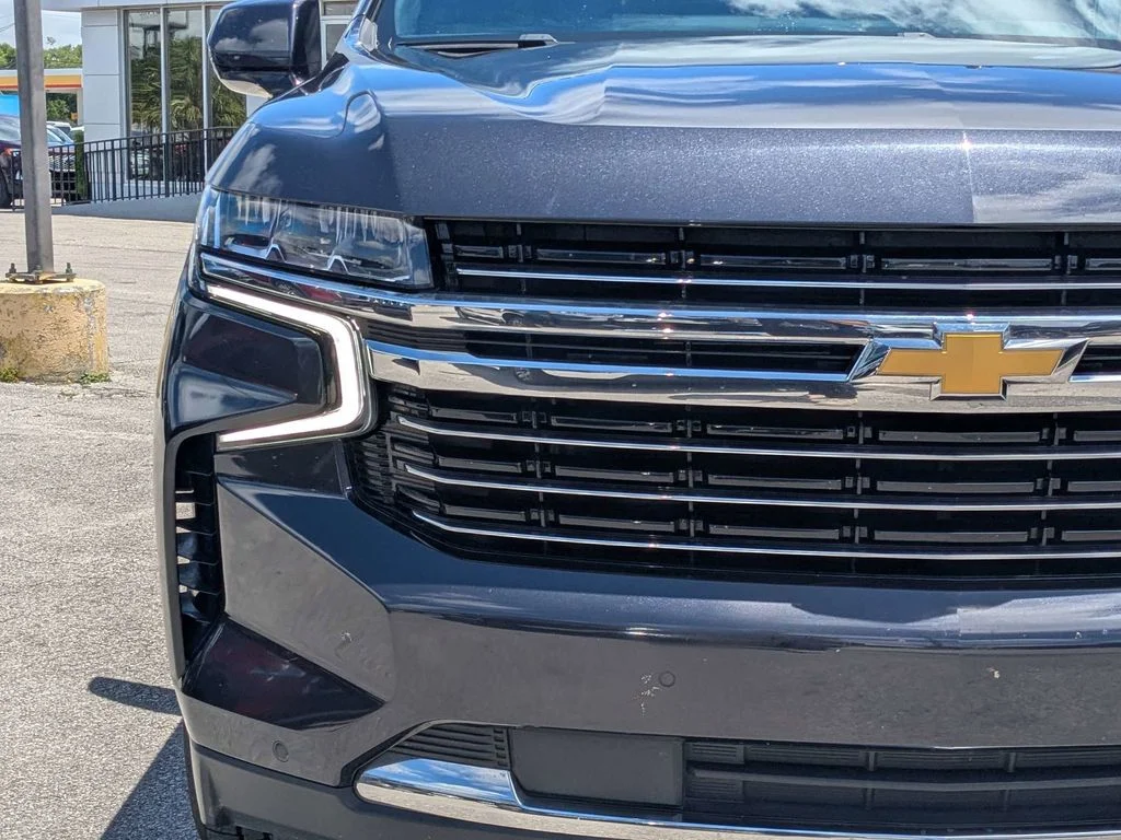 Used 2023 Gray Chevrolet LT image 9