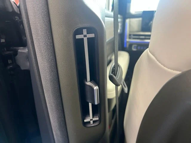 Used 2025 Gray Hyundai Calligraphy image 19