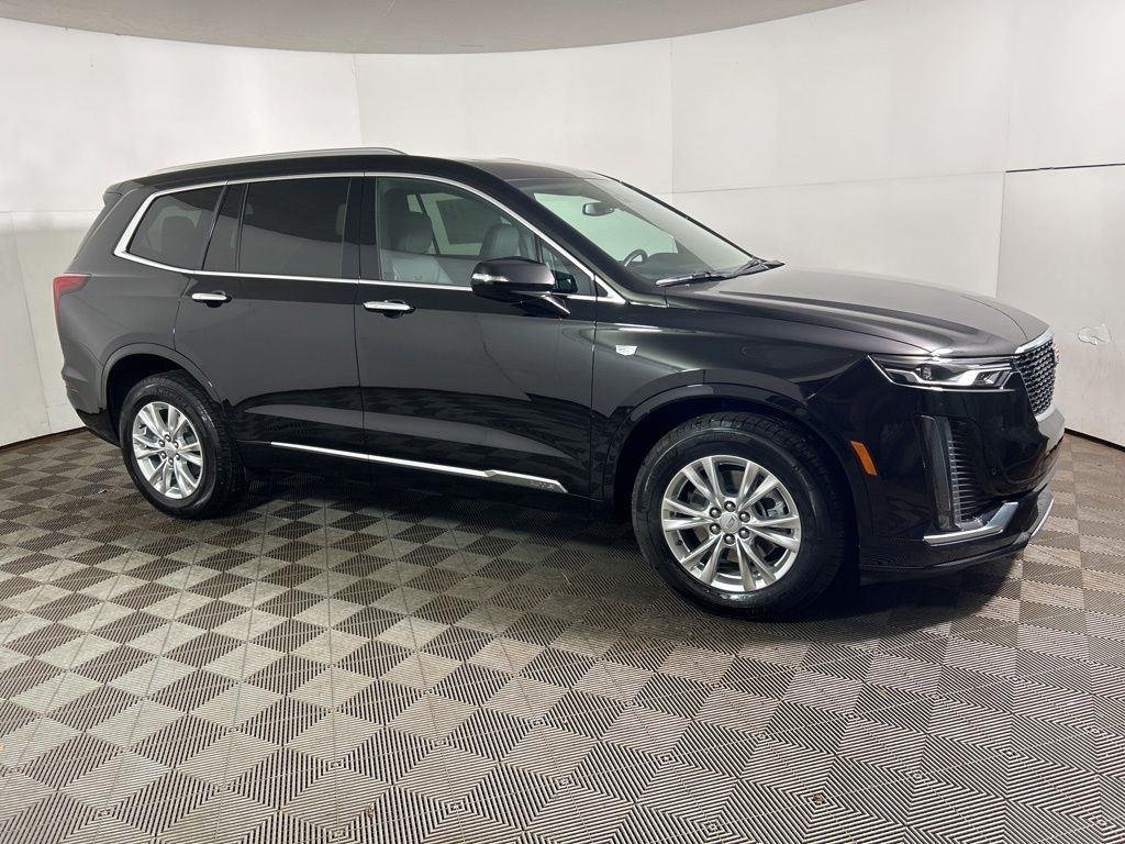 Used 2024 Black Metallic Cadillac Luxury image 5