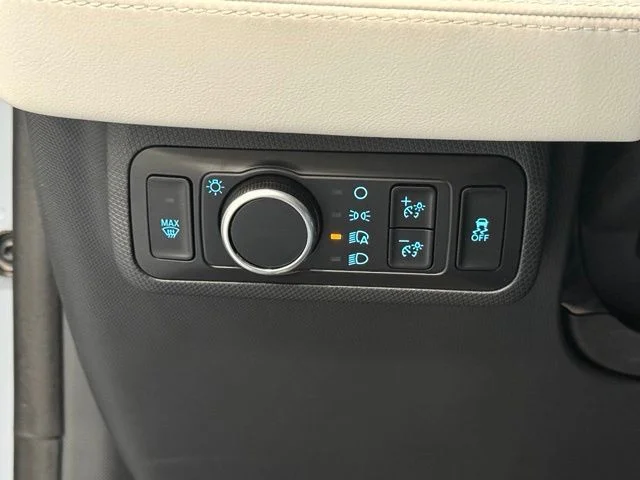 Used 2024 Gray Ford Premium image 13