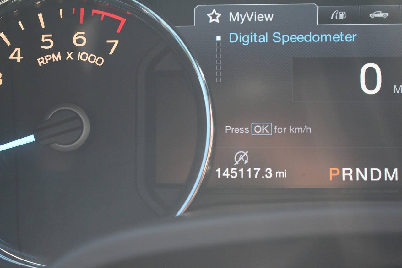 Used 2018 Magnetic Ford Lariat 4x4 4dr SuperCrew 5.5 ft. SB image 14