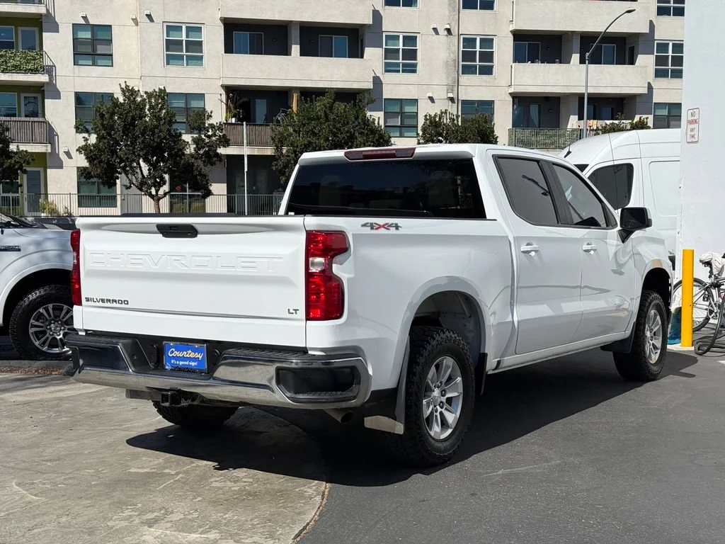 Used 2022 SUMMIT WHITE Chevrolet LT image 7