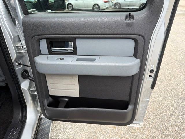 Used 2014 Ingot Silver Metallic Ford XLT image 15