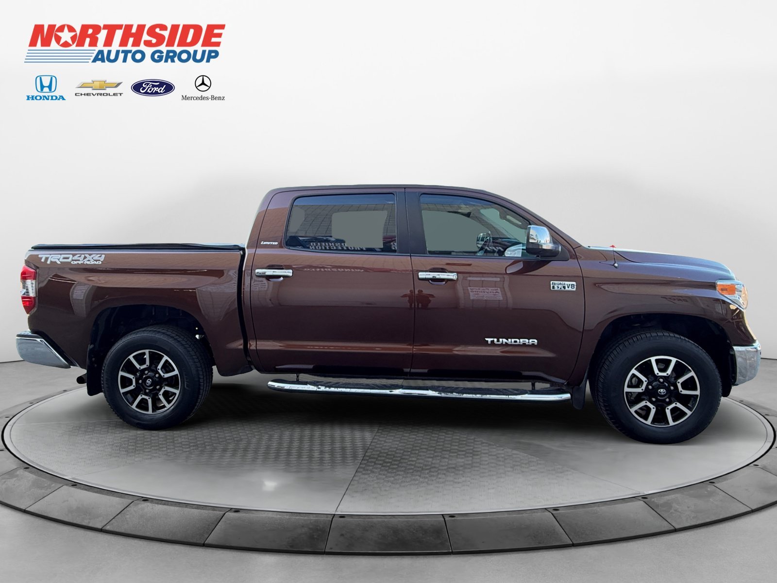 Used 2014 Sunset Bronze Mica Toyota LTD image 8
