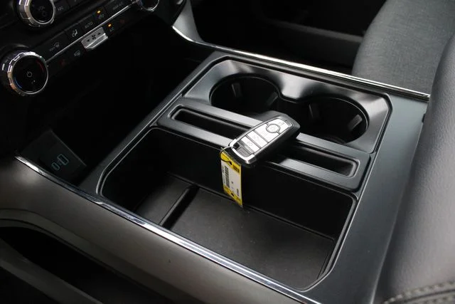Used 2024 White Ford XLT image 18