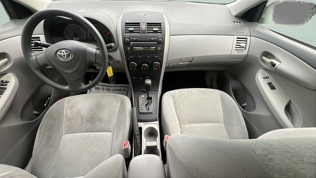 Used 2009 Black Toyota LE image 10